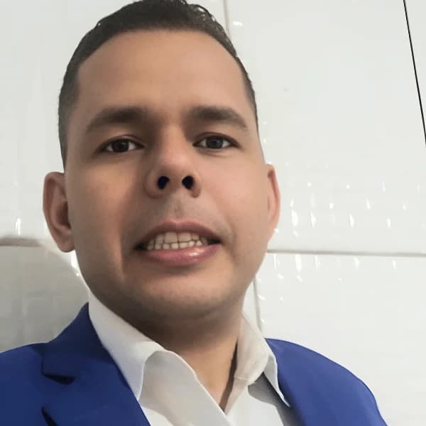 Cleber C. Santos